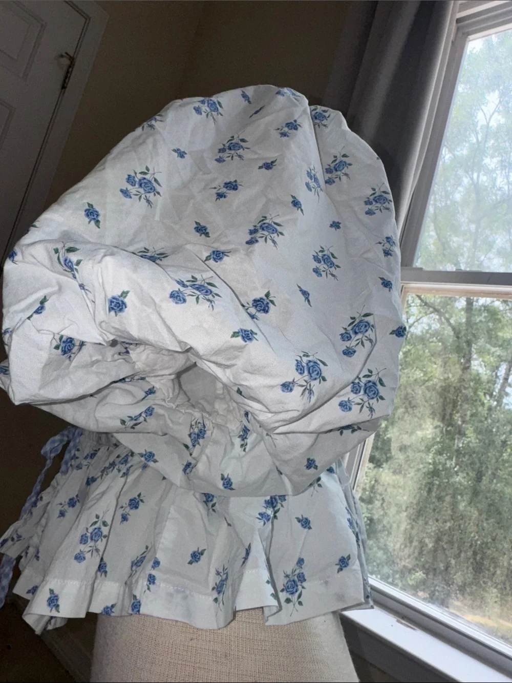 Light Blue Floral Tie-Front Puff Sleeve Blouse - Picture 3 of 6